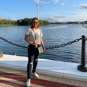 Meet your Posher, Kanokpron